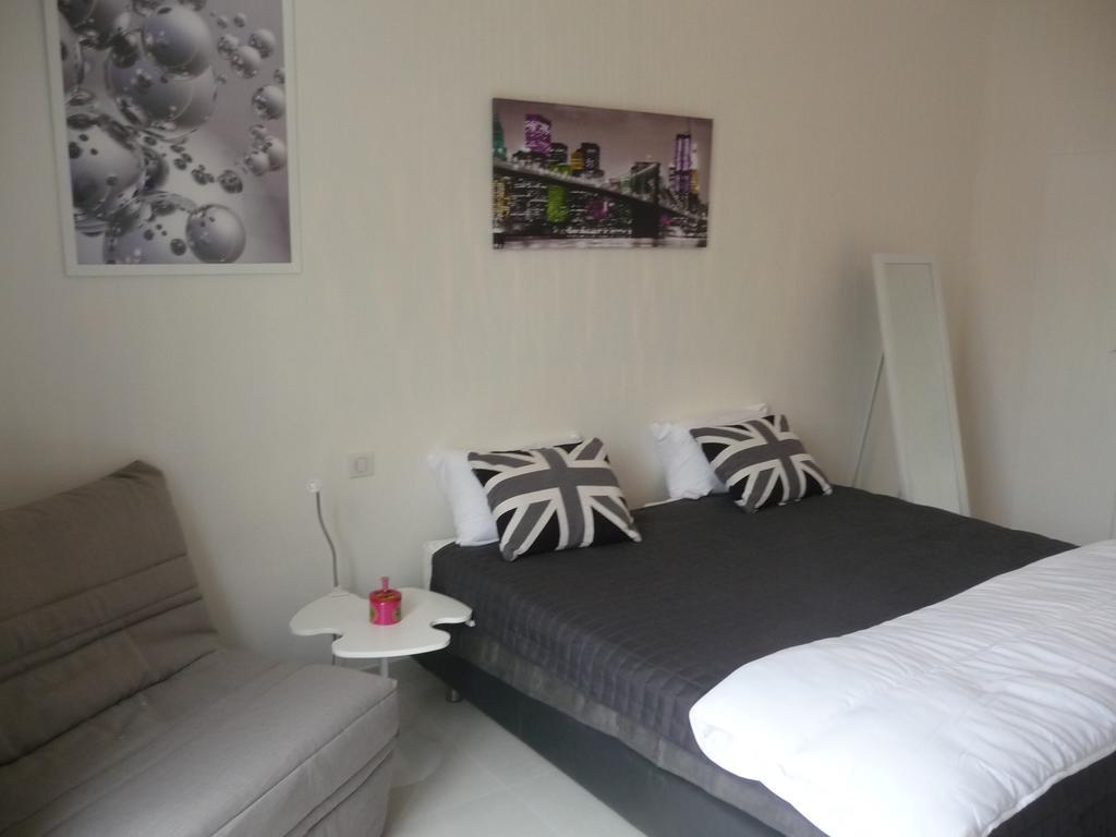 Cannes, Croisette, Palais Miramar Zimmer foto
