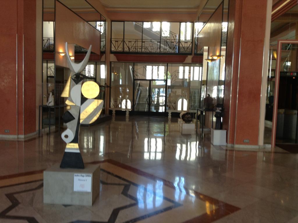 Cannes, Croisette, Palais Miramar Zimmer foto